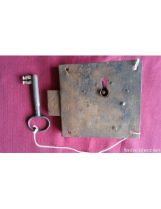 Antigua cerradura con... 2