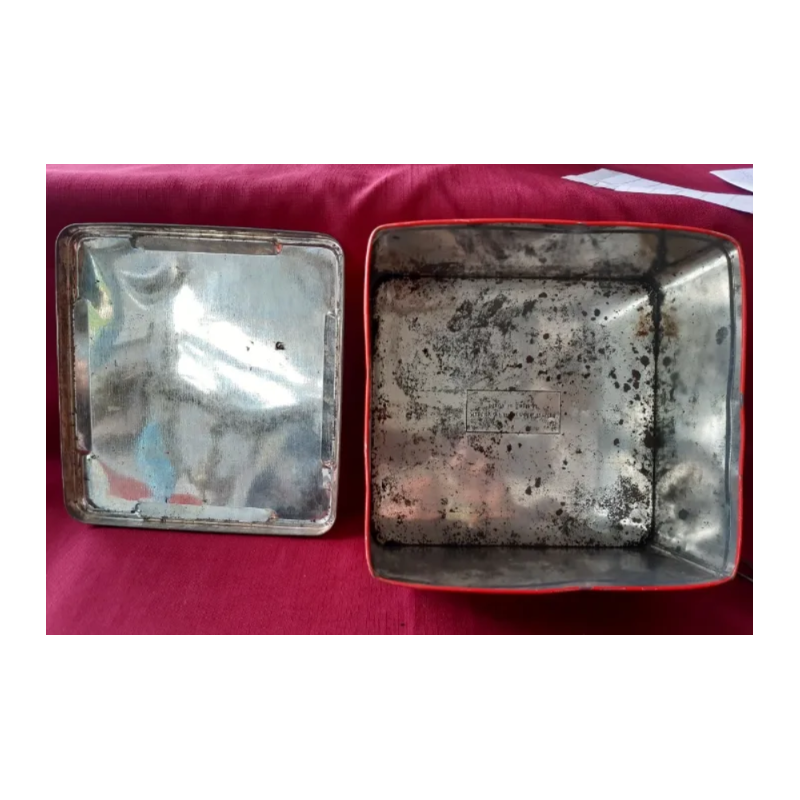 Caja metalica, antigua, galletas...