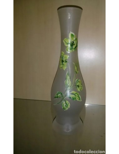 Bonito jarron de opalina