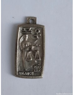 Medalla rectangular 25 x 13...