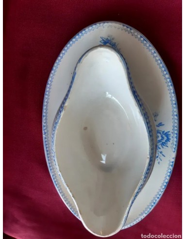 SALSERA CON PORTASALSERA, francesa