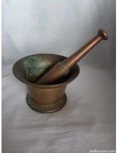 Antiguo mortero, almirez,...