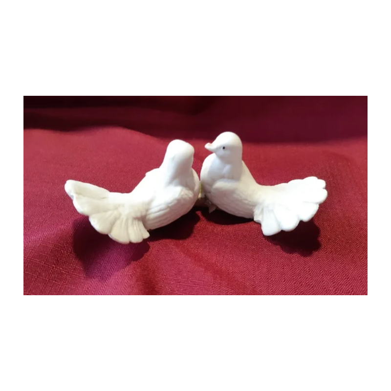 Biscuit. Pareja de pajaritos