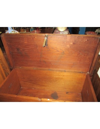 Arcón en madera de cedro
