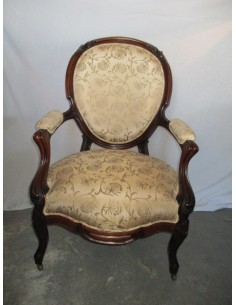 Silla de brazos de viñático